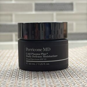 Perricone MD Cold Plasma Plus+ Daily Defense Moisturizer Broad Spectrum SPF 35